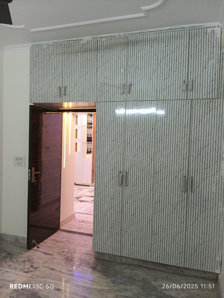 undefined, gayatri nagar 3 Bedroom 1200 Sq.Ft. Apartment In Gayatri Nagar Raipur 9211608