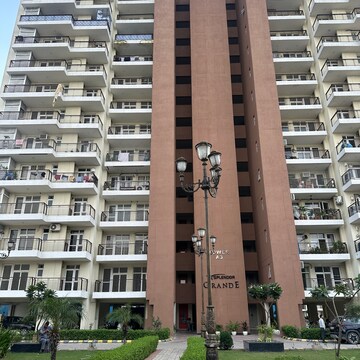 2 BHK Builder Floor – Exterior View View at Ansals Sushant City - for Sale