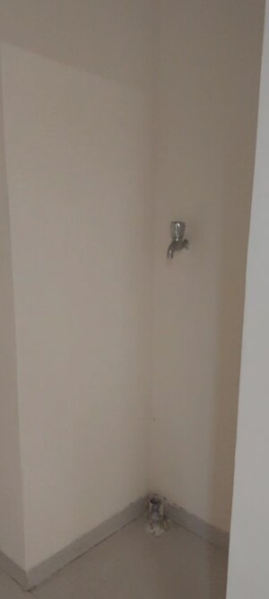 Room in 2 BHK Apartment at Acme Ozone, Manpada – for Sale