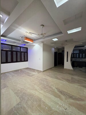 Living Room in 3 BHK Apartment at Ahinsa Khand 2 – for Rent