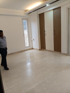4 BHK + Pooja Room,Servant Room,Study Room,Extra Room Builder Floor For Sale in Mishra Property 