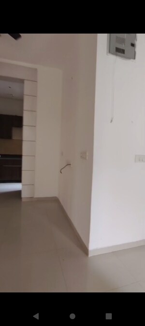Room in 3 BHK Apartment at Arihant Amber, Sector 1 Greater Noida – for Sale