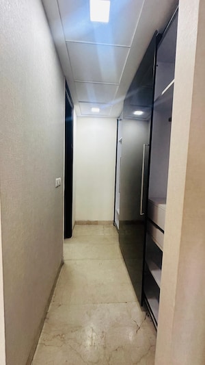 Building Lobby in 1 BHK Builder Floor at Kolshet Road – for Rent