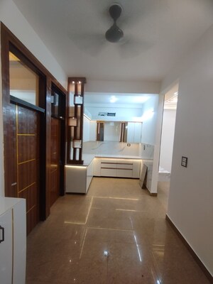 Building Lobby in 4 BHK Apartment at Niho Hi Bird Scottish Garden, Ahinsa Khand 2 – for Rent