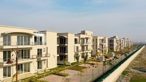 3 BHK Builder Floor – Exterior View View at BPTP Amstoria, Sector 102 - for Sale