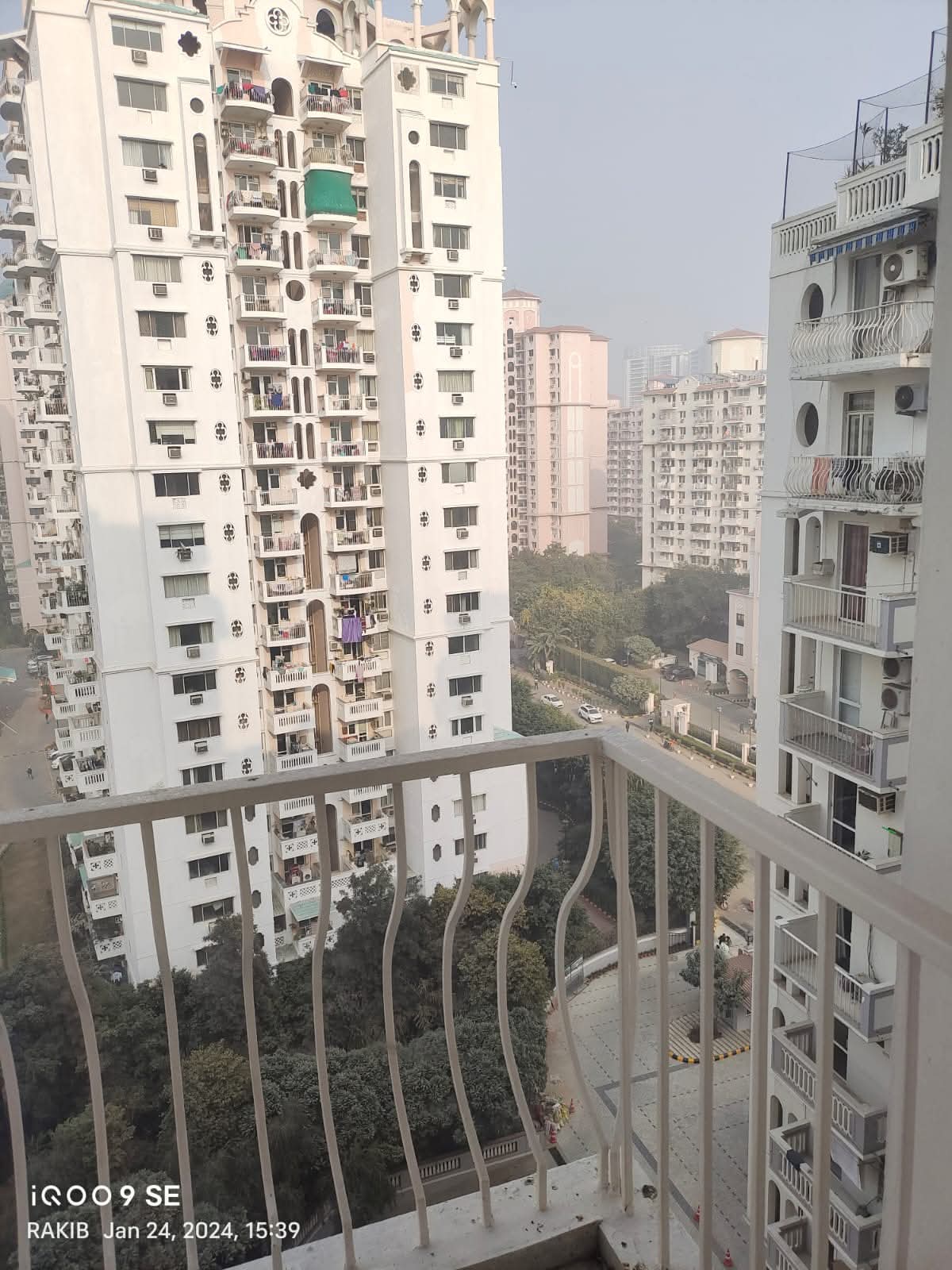 4 BHK 1740 Sq.Ft. Apartment in DLF The Carlton Estate