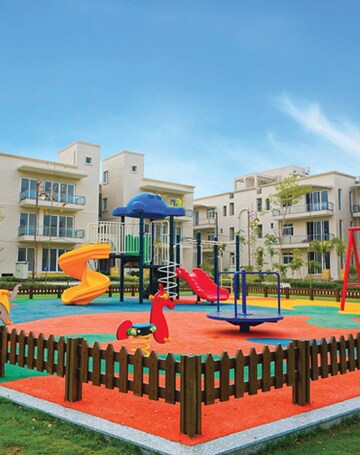 3 BHK Builder Floor – Exterior View View at BPTP Amstoria, Sector 102 - for Sale