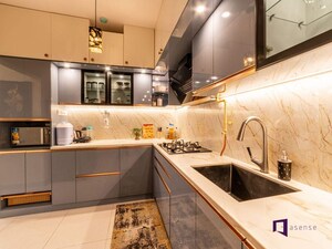 Kitchen in 3 BHK Builder Floor at BPTP Amstoria, Sector 102 – for Sale