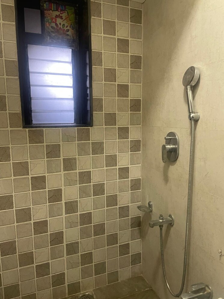 Bathroom, kukreja-hari-kunj-ii 2 Bedroom 975 Sq.Ft. Apartment In Chembur Mumbai 9211920