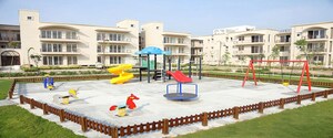 3 BHK Builder Floor For Sale in BPTP Amstoria, Sector 102