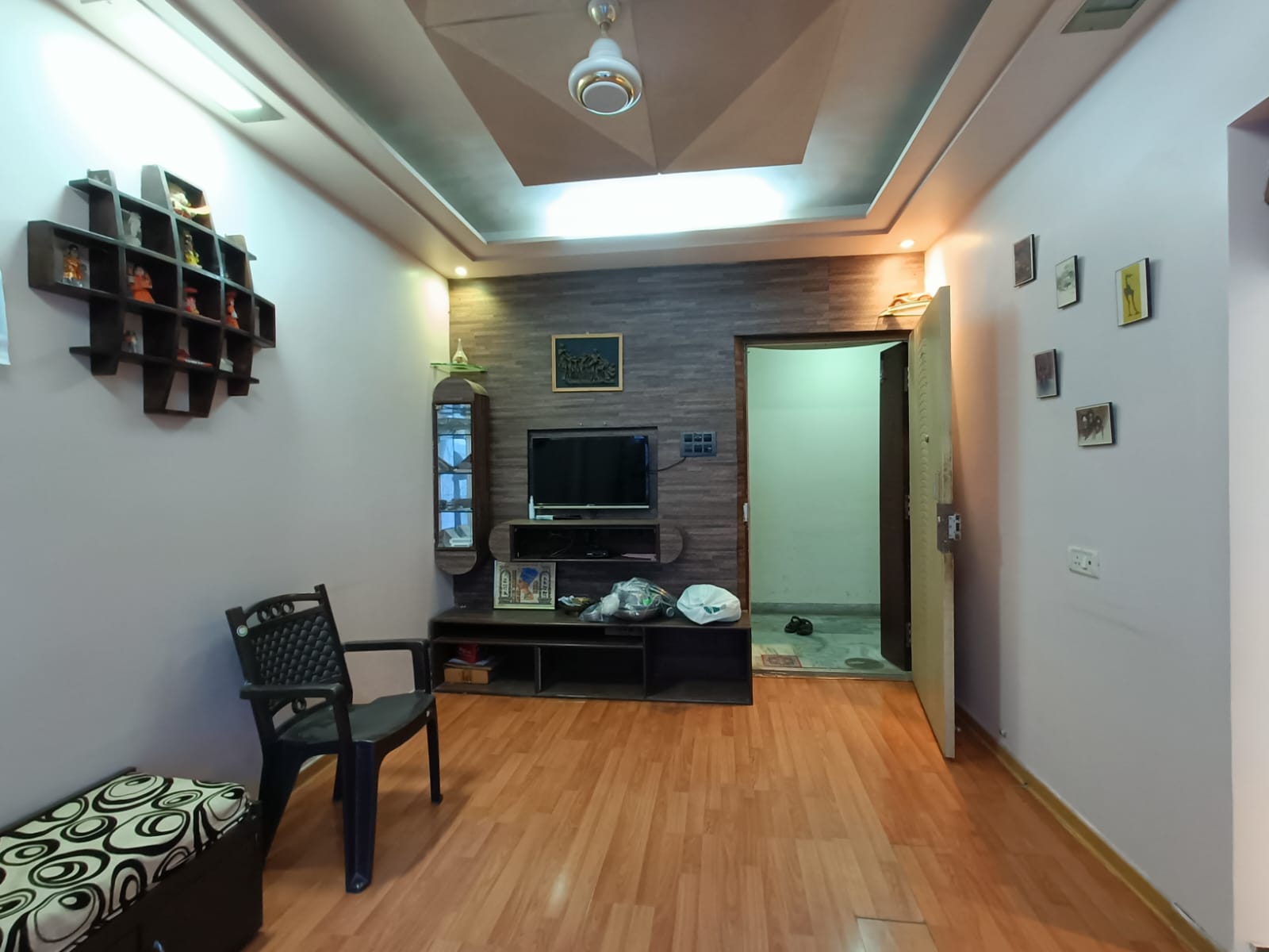 1 BHK Apartment For Rent in Royal Palms