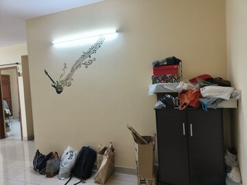Furnished Amenities in 2 BHK Apartment at Old Madras Road – for Rent
