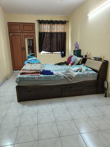 Bedroom in 2 BHK Apartment at Old Madras Road – for Rent