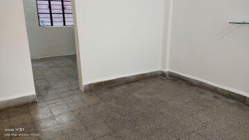 Room in 1 RK Apartment at Dhankawadi – for Rent