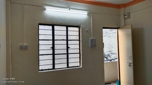 Room in 1 RK Apartment at Dhankawadi – for Rent