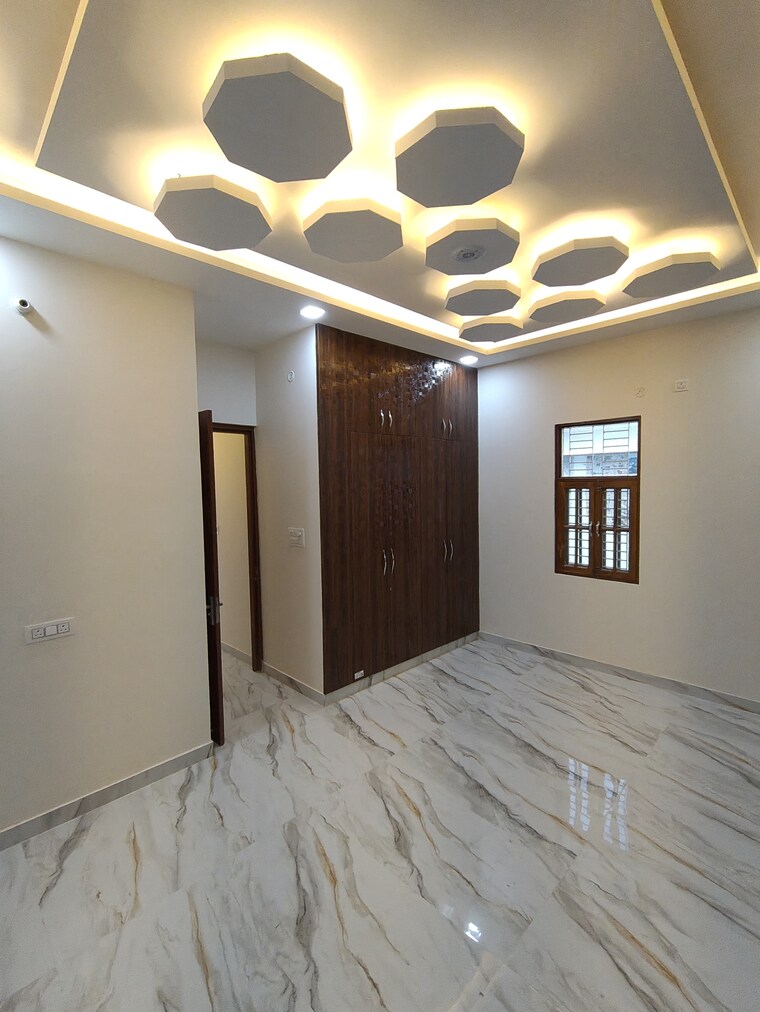 Room, jankipuram extension 3 Bedroom 1250 Sq.Ft. Independent House In Jankipuram Extension Lucknow 9211992