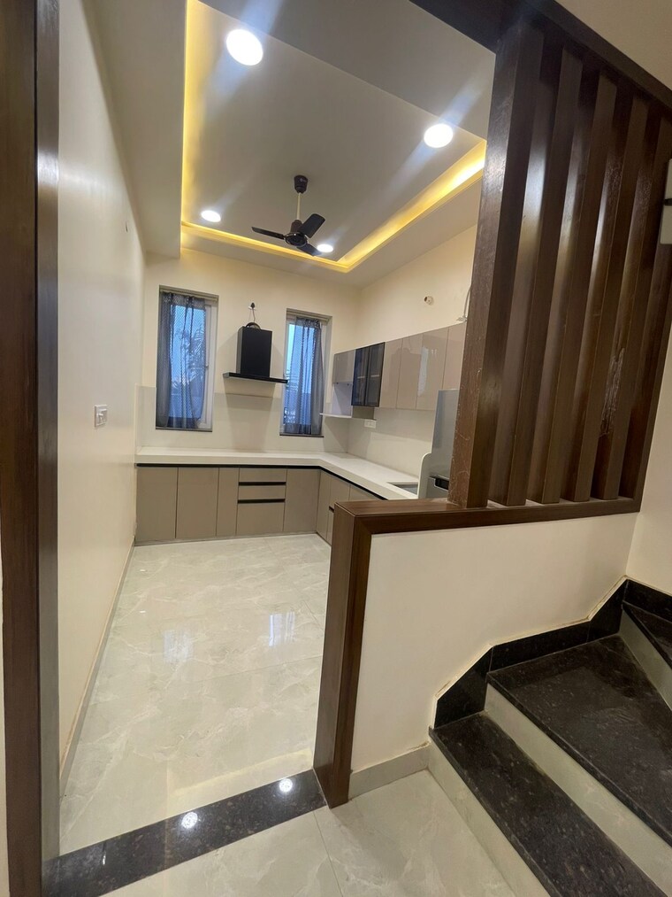 Kitchen, sector 70a 3.5 Bedroom 1660 Sq.Ft. Builder Floor In Sector 70a Gurgaon 9212169