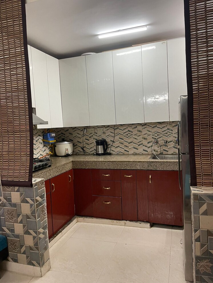 Kitchen, pareena-om-apartments 2 Bedroom 620 Sq.Ft. Apartment In Sector 112 Gurgaon 9211986