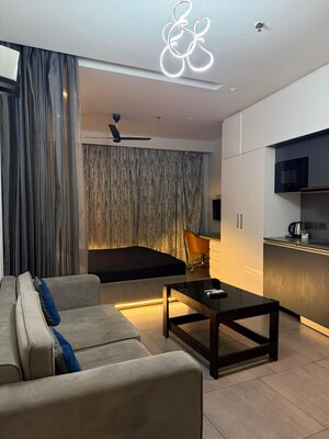 Master Bedroom in 2 BHK Apartment at Supertech Cape Town, Sector 74 – for Rent