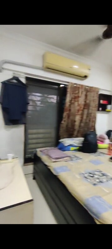 2 BHK Apartment For Rent in Vile Parle East