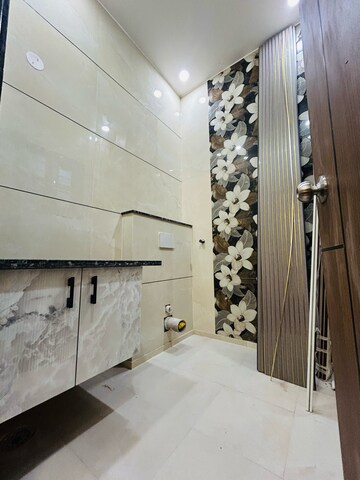 Bathroom in 4 BHK Independent House at Greater Mohali – for Sale
