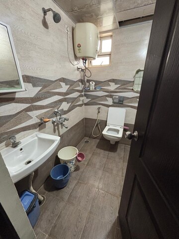 Attached Bathroom in 3 BHK Apartment at Shilpitha Splendour, Mahadevpura – for Rent