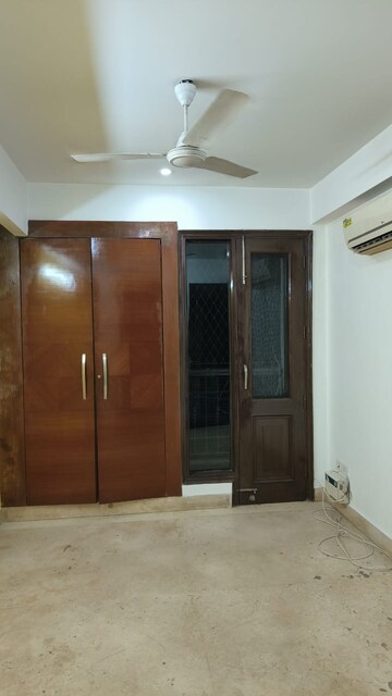 Bedroom in 3 BHK Builder Floor at Safdarjung Enclave – for Rent