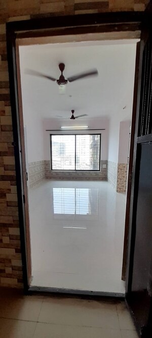 Room in 2 BHK Apartment at Royal Palms Garden View, Goregaon East – for Sale
