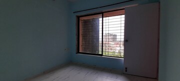 Room in 2 BHK Apartment at Royal Palms Garden View, Goregaon East – for Sale