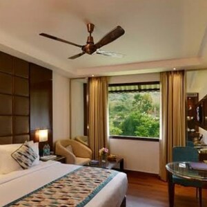 Bedroom in 4 BHK Apartment at Unitech Arcadia, South City 2 – for Sale