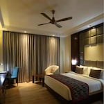 4 BHK + Pooja Room,Study Room 360 Sq.Yd. Apartment in Unitech Arcadia