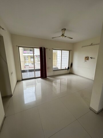 Room in 3 BHK Apartment at Lohia Jain Megh Malhar Raga, Bavdhan – for Sale