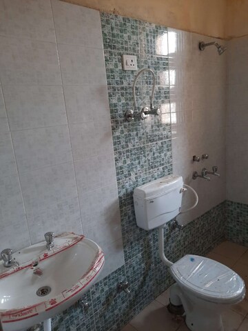 Bathroom in 3 BHK Builder Floor at Pi I And Ii Greater Noida – for Rent