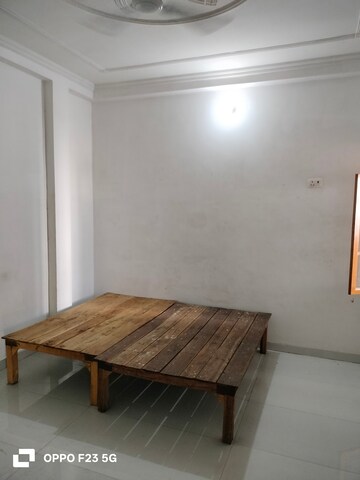 Bedroom in 2 BHK Builder Floor at Gomti Nagar – for Rent