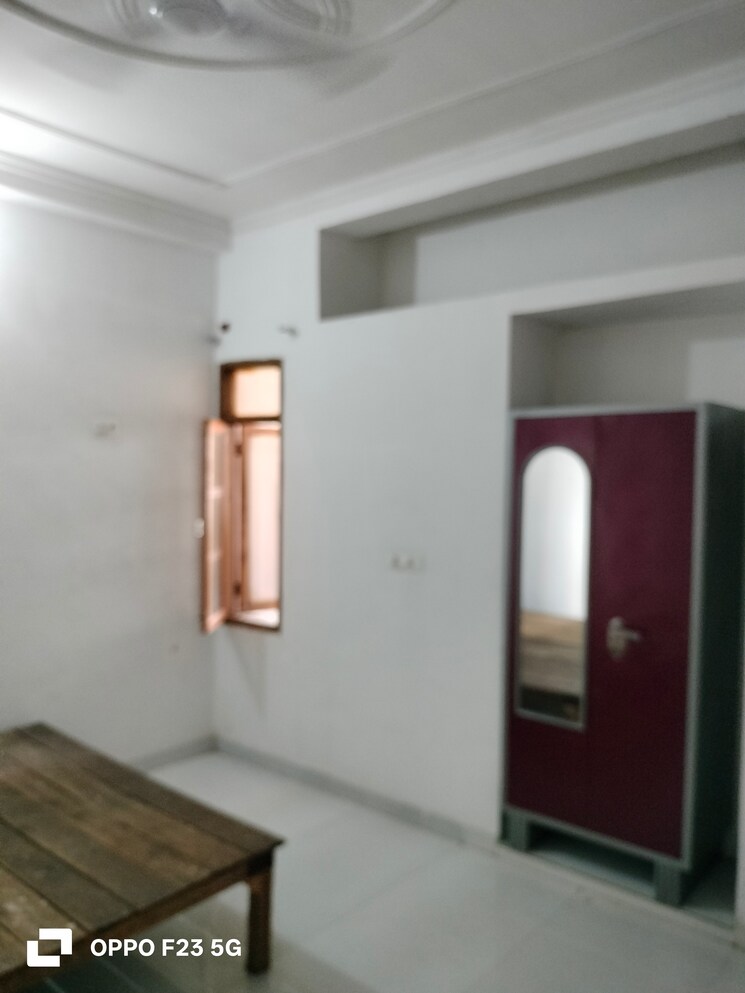 Room, gomti nagar 2 Bedroom 1100 Sq.Ft. Builder Floor In Gomti Nagar Lucknow 9212318