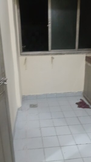 Bathroom in 1 RK Apartment at Mahim West – for Rent