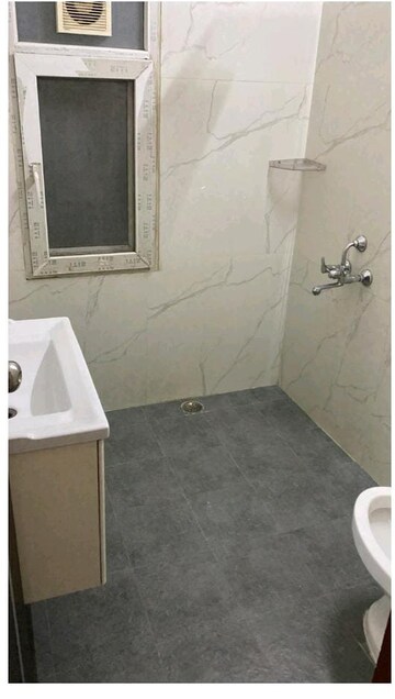 Bathroom in 2 BHK Builder Floor at RWA Apartments Sector 26, Sector 26 – for Rent