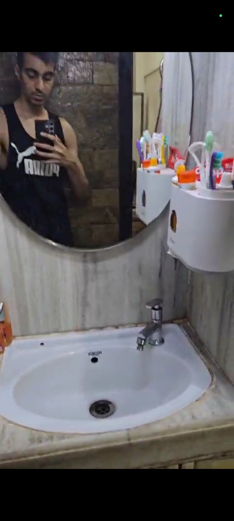 Bathroom, vardhaman-shanti-nagar 3 Bedroom 1050 Sq.Ft. Apartment In Mira Road East Thane 9212927