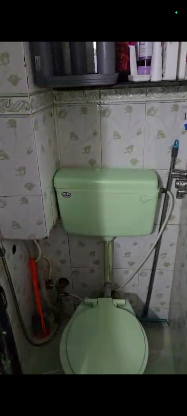 Bathroom, vardhaman-shanti-nagar 3 Bedroom 1050 Sq.Ft. Apartment In Mira Road East Thane 9212927