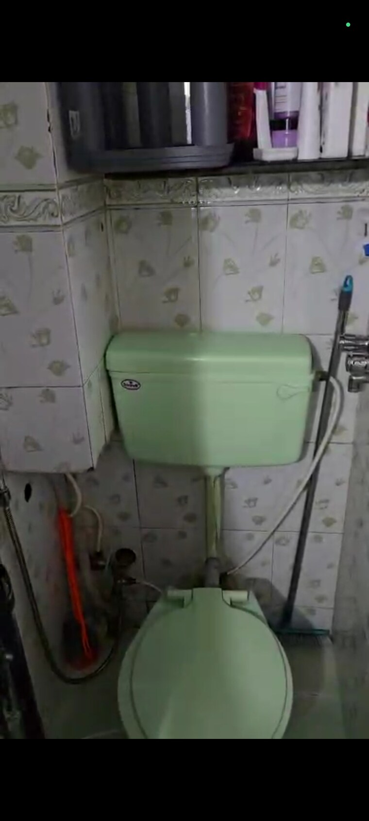 Bathroom, vardhaman-shanti-nagar 3 Bedroom 1050 Sq.Ft. Apartment In Mira Road East Thane 9212927