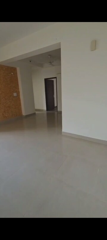 Room in 3 BHK Apartment at Hawelia Valencia Homes, Sector 1 Greater Noida – for Sale