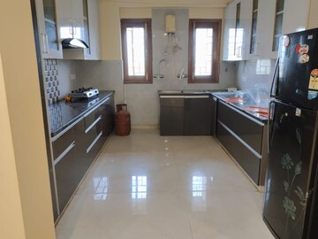 Kitchen in 4 BHK Builder Floor at Zion Onyxe Tower, Sector 21c – for Sale