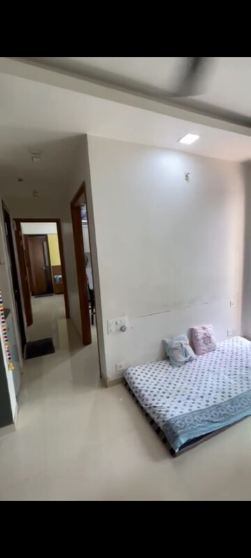 Furnished Amenities in 2 BHK Apartment at Kalpataru The Sunrise, Kolshet Road – for Sale