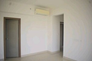 4 BHK Apartment For Sale in PS One 10, New Town