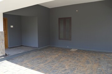 Room in 4 BHK Independent House at Pathiripala – for Sale