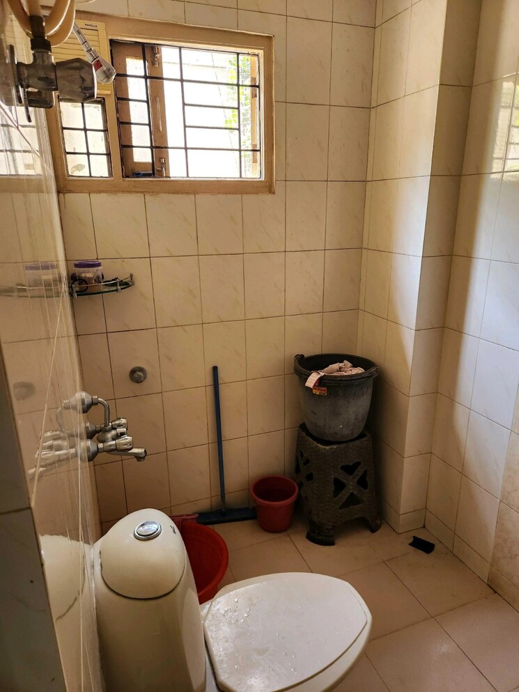 Bathroom, abinaya-residency 3 Bedroom 1650 Sq.Ft. Apartment In Banaswadi Bangalore 9212540