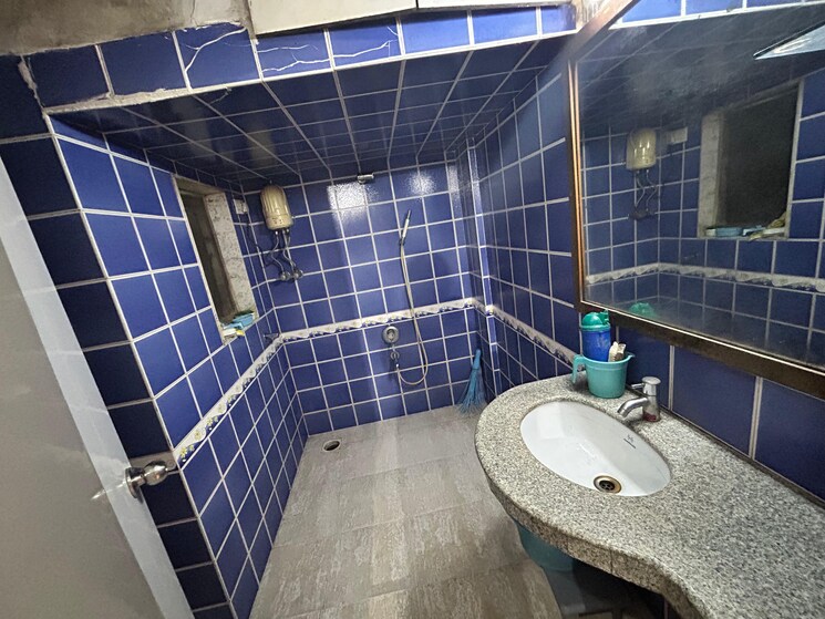 Balcony, sarita-lok-darshan-chs 1 Bedroom 480 Sq.Ft. Apartment In Andheri East Mumbai 9212591