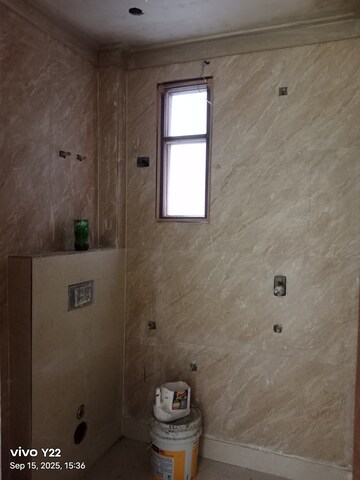 Bathroom in 3 BHK Builder Floor at Green Fields Colony – for Sale