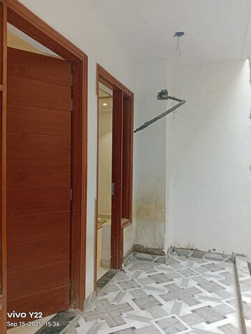 Room in 3 BHK Builder Floor at Green Fields Colony – for Sale