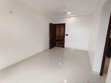 1 BHK Apartment For Rent in K Raheja Raheja Residency, Malad East